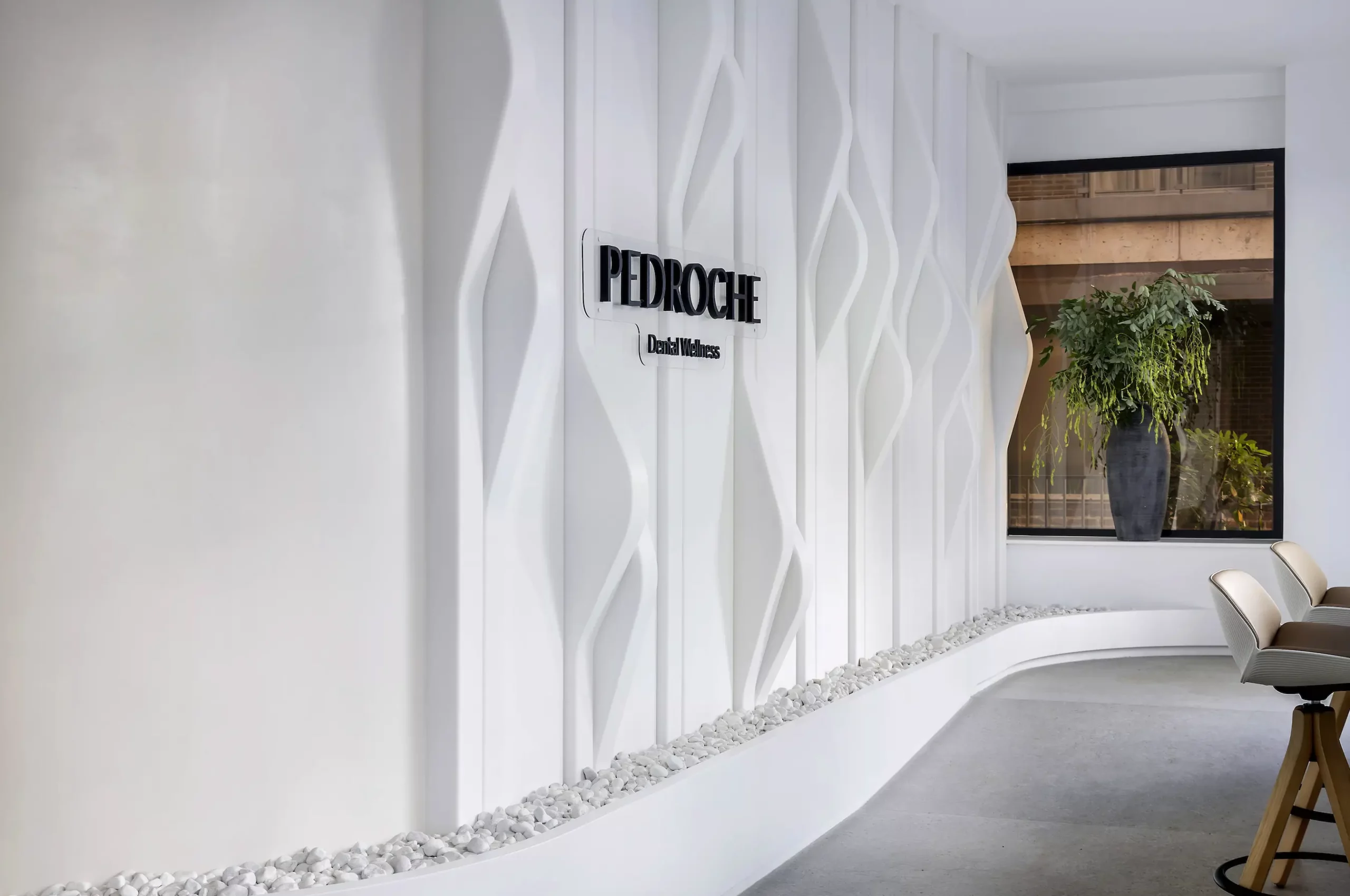 Pedroche dental clinic design image